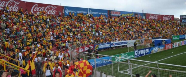 ¿Mete miedo? El pequeño estadio del Herediano-Motagua