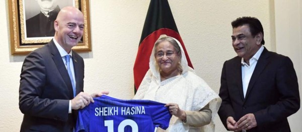 Un trotamundo: Jets privados y grandes figuras mundiales, parte de la agenda de Gianni Infantino