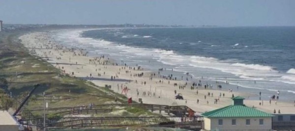 Playas de Florida son abiertas y se aglomera la gente en pleno brote de coronavirus