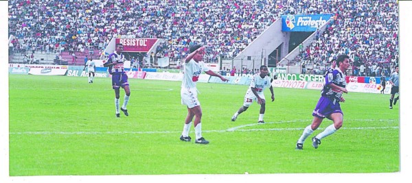 El antes y después de Wilmer Peralta, exvolante de Honduras y Olimpia