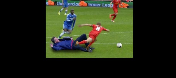 Louis Van Gaal es víctima de divertidos memes tras su simulación de falta en Inglaterra