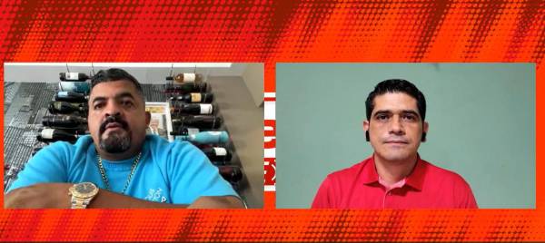 Luis Cruz platicó con el periodista, Carlos Castellanos.