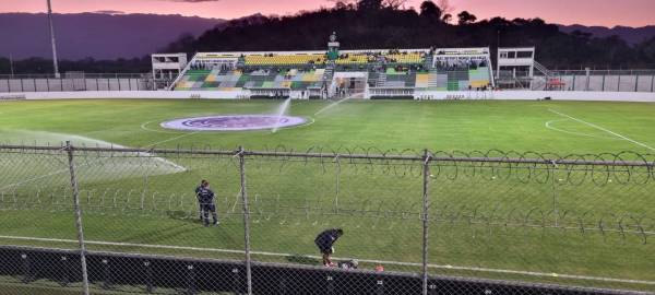 Con un horror de Buba López, Motagua derrota al Real España y la Tota Medina recibe una bocanada de aire