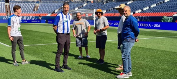 El saludo de Coito con el 'Tata' Martino: así se preparó Honduras antes de medirse a Estados Unidos en Denver