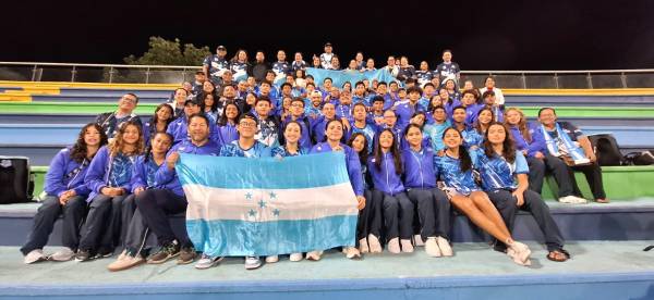 La delegación de Honduras que viajó a Colombia.
