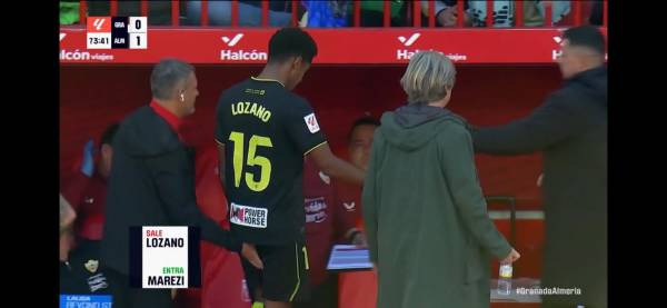 Partido de mucha entrega por parte de Antony Lozano, pero sigue sin poder marcar en su nuevo club.