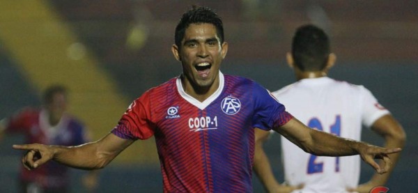 RUMORES Y FICHAJES: Un nicaragüense jugará en la Copa Sudamericana