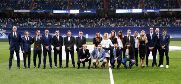 Locura de Vinicius y Camavinga; Zidane regresó al Bernabéu y homenaje especial en la victoria del Real Madrid