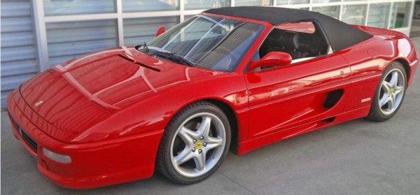 La brutal colección de carros que tuvo Diego Maradona con los años: así fue el primero antes del estrellato