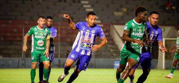 Allan Banegas durante el enfrentamiento entre Victoria y Platense. Foto cortesía Victoria.