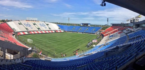 No será en Argentina: Los estadios que se ofrecen para albegar el River-Boca de la Libertadores