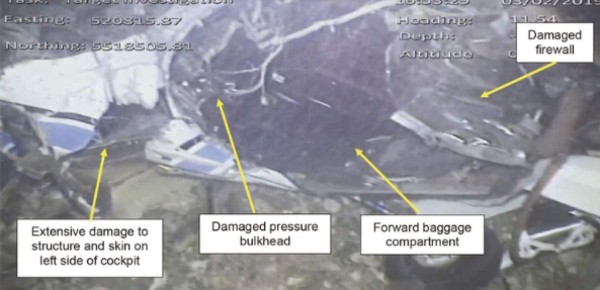 Caso Emiliano Sala: Revelan nuevas fotos de cómo quedó la aeronave del argentino bajó el mar&nbsp;&nbsp;