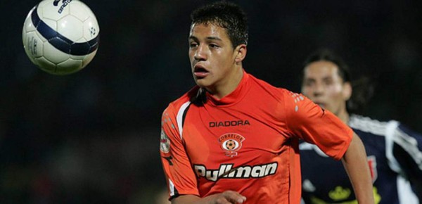 La temprana edad en la que debutaron los grandes futbolistas de la actualidad