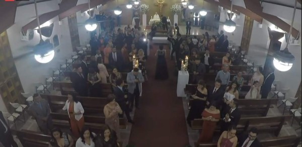 En la intimidad: Así fue la boda eclesiástica entre Carlo Costly y Tita Torres