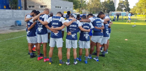 Fotos: así fue el entreno de Honduras en Guatemala con su 11 definido para el amistoso del domingo