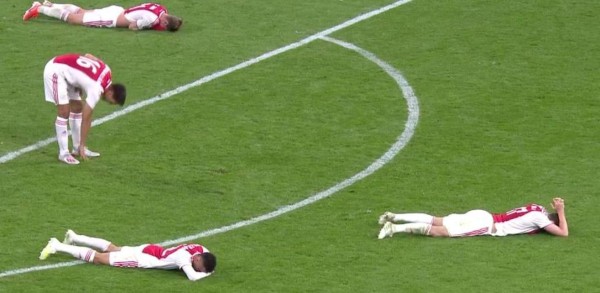 ¡Llanto y tristeza! Las imágenes del Ajax tras quedar fuera de la final de Champions