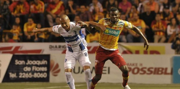 TOP: Los jugadores que podrían jugar su última temporada en las ligas centroamericanas