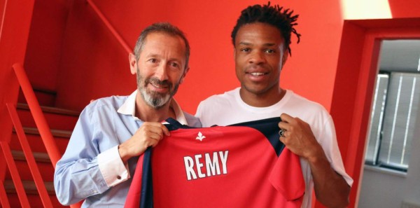 MERCADO: Llega fichaje de Madrid; Hazard, James y Courtois se acercan al Bernabéu