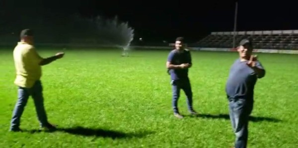 Fotos: Encienden la primera torre de luz en el Estadio Francisco Martínez de Tocoa