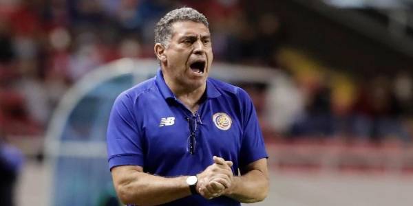 Luis Fernando Suárez y sus revelaciones de Costa Rica: El 7-0 contra España, la “culpa” de Pinto, la división que hay y su dardo