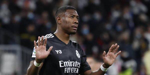 Avergonzados: el dolido gesto de cuatro jugadores del Real Madrid a sus aficionados tras ser goleados por Barcelona