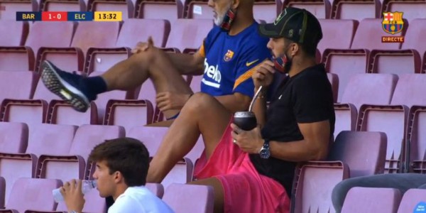 Barcelona en el Joan Gamper: El MVP del partido, el debutante y... ¿Qué leía Luis Suárez? &nbsp;&nbsp;