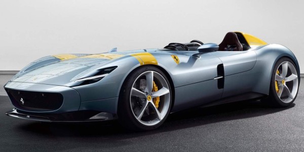 Ibrahimovic y su egócentrico regalo de cumpleaños: una máquina valorada en casi dos millones de dólares