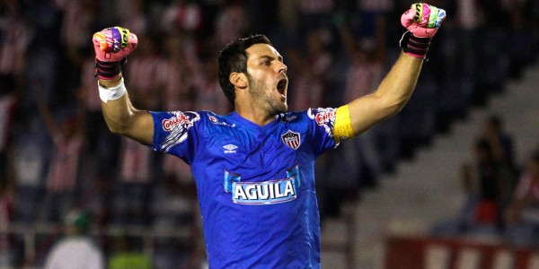 Diario AS incluye a Wilmer Crisanto en el 11 de las Américas