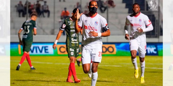 Troglio confirmó tres bajas: El 11 del Olimpia para ganar al Motagua y poner a arder la Liga Nacional