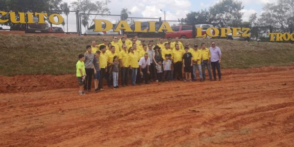 Caso Ronaldinho: Investigan a la dueña de la fundación que llevaba al brasileño a Paraguay