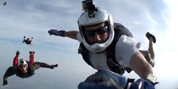 VIDEO: Paracaidista queda inconsciente en plena caída libre