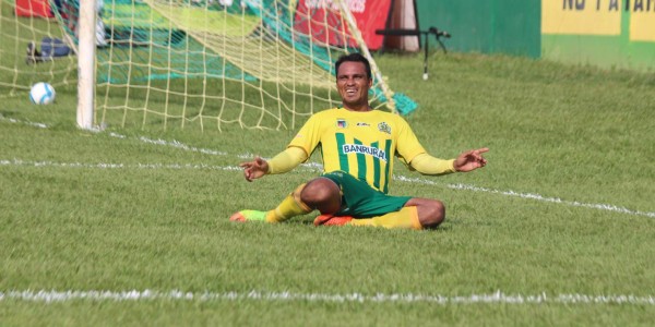 Ángel Rodríguez, el hondureño que brilla en el Guastatoya de Guatemala