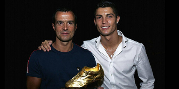 Jorge Mendes: 'Si Cristiano jugase en el Barcelona marcaba 120 goles por año”