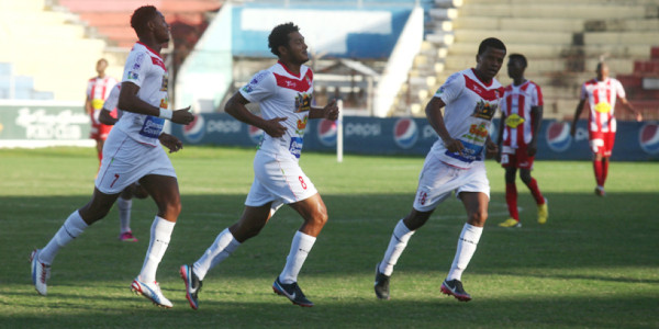 Real Sociedad fulmina al Vida y es puntero