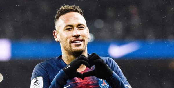 Fichajes: Real Madrid frena una salida, Keylor Navas revela su futuro y ¿Dani Alves al City?