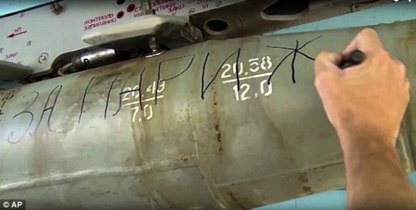 Los mensajes escritos por bombarderos rusos a los terroristas