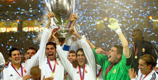 Diez estrellas que se fueron por la puerta de atrás del Real Madrid