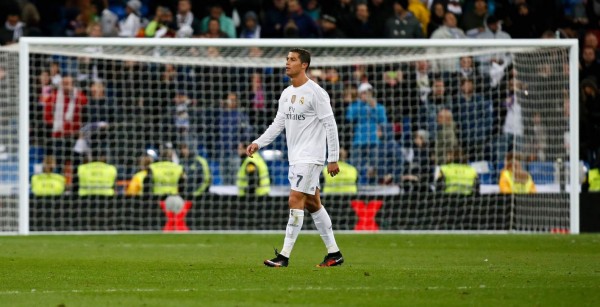 Cristiano Ronaldo, amargado, frustrado y perdido ante el Barcelona