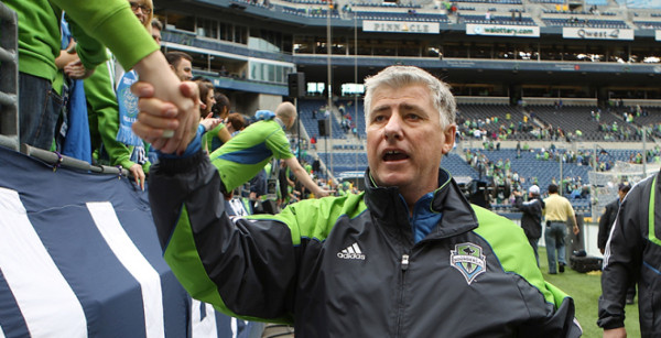 Técnico de Seattle Sounders elogia al guatemalteco Marco Pappa