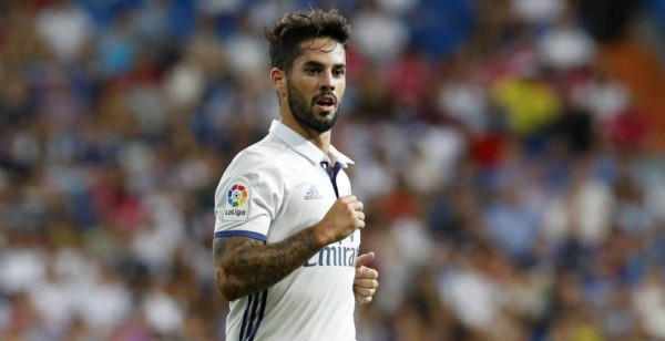 Rumores y fichajes: Real Madrid busca 'robarle' tres jugadores al Barcelona