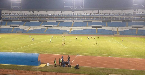 FOTOS: Risas, bromas y pastel en reconocimiento de cancha de Motagua y Managua