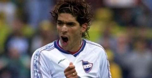 La espectacular carrera de Sebastián el 'Loco' Abreu