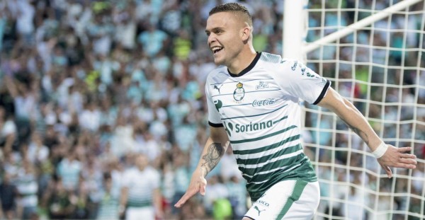 Brayan Beckeles protagonista en el 11 ideal de la primera jornada de la Liga MX