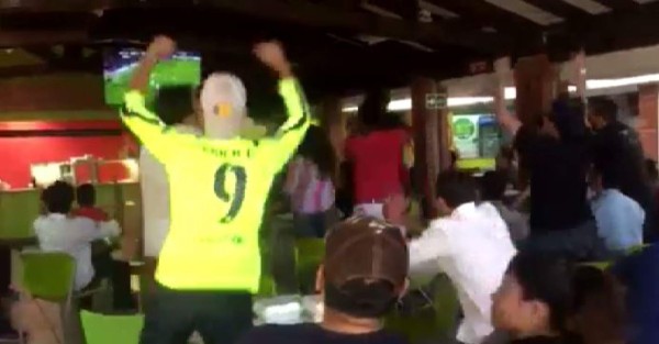 Video: Estudiantes hondureños se vuelven locos tras épica remontada del Barcelona