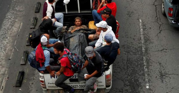Las fotos más impactantes de los hondureños en la caravana de migrantes