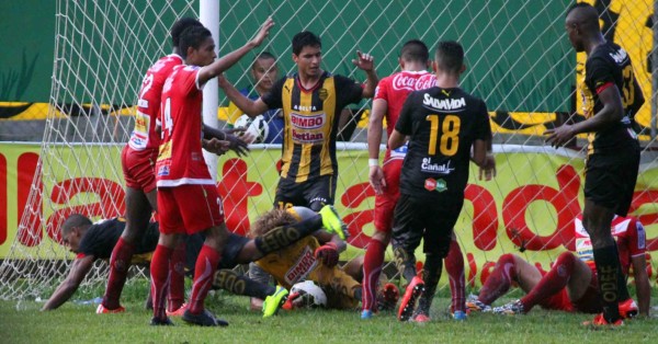 EN FOTOS: Las curiosidades que dejó la jornada 15 en el Apertura