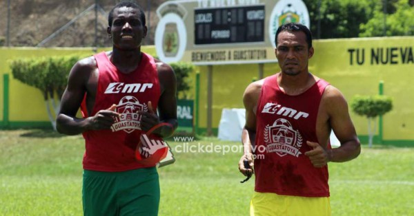 Un goleador y dos entrenadores se suman legión hondureña en Centroamérica
