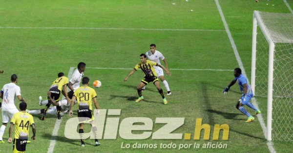 ¡Lo que no viste en TV! La mano de Costly, la pelea de Fabio y la furia de 'Titi'