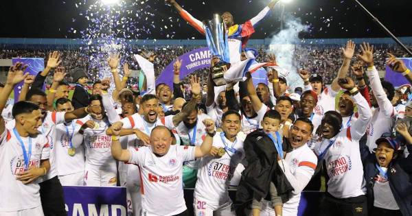 La epopeya del Olimpia de Troglio incluye un tricampeonato y un campeonato invicto.
