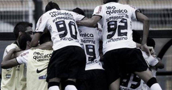 Ronaldo se despide de la afición de Corinthians